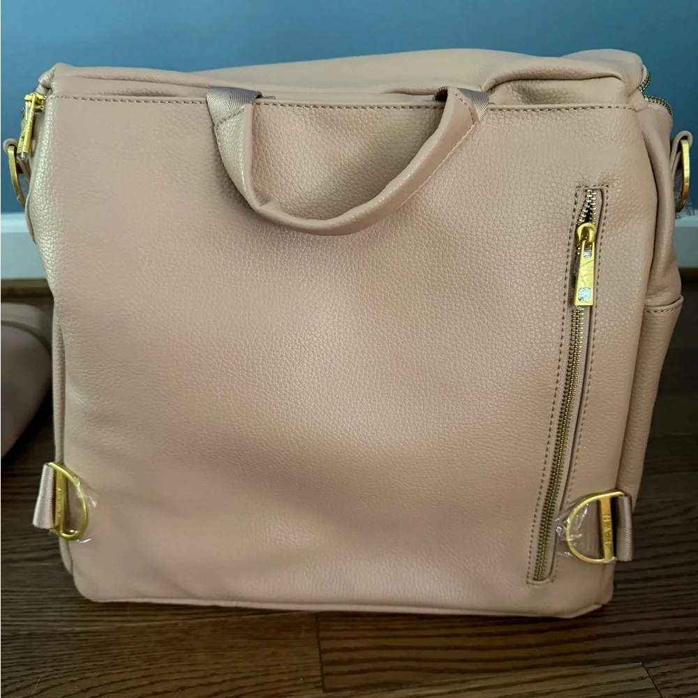Fawn Design convertible diaper